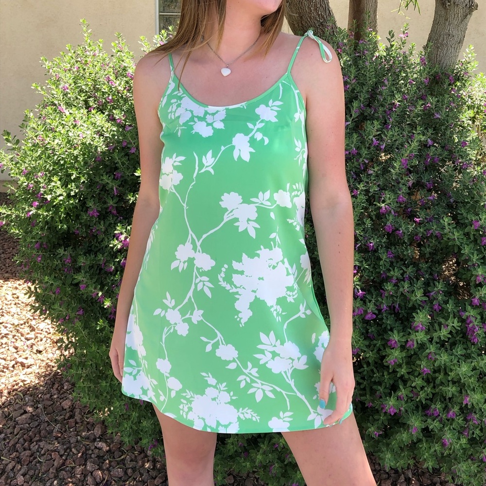 Urban Outfitters Floral Green Sundress Size M